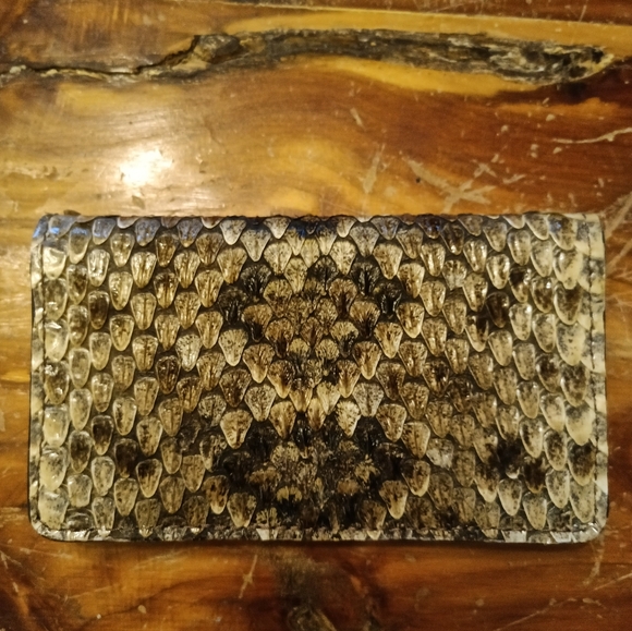 New Retired Sundance Genuine Diamondback Snakeskin Wallet "DIAMOND BACK" - Picture 2 of 7
